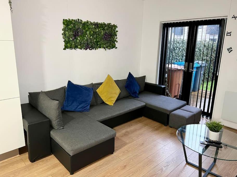 Large Townhouse 5 Beds With Two Parking Spaces - Manchester City Centre Dış mekan fotoğraf